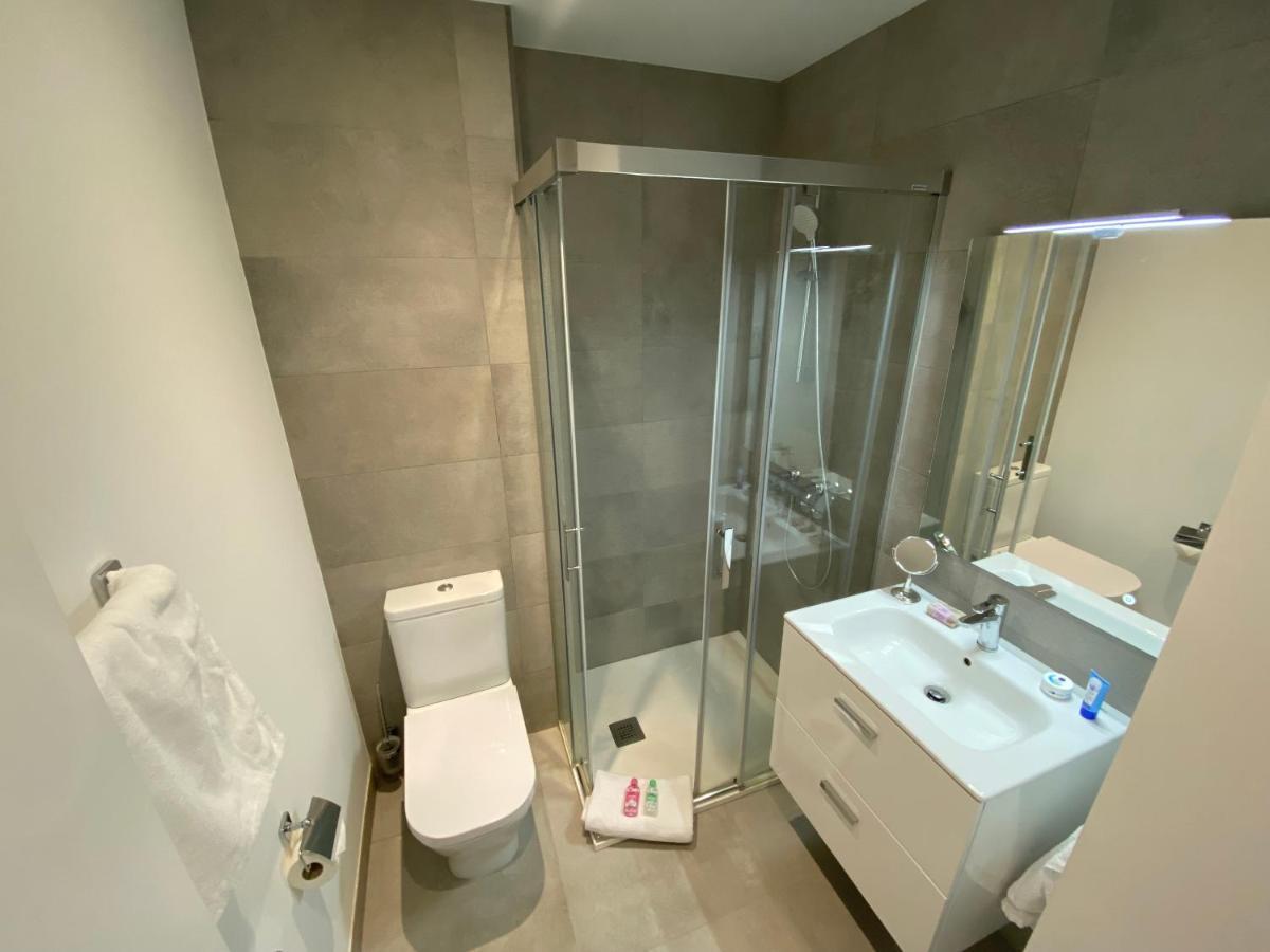 Modern Studio Apartment At The Hub Gibraltar Eksteriør bilde