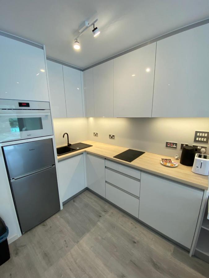 Modern Studio Apartment At The Hub Gibraltar Eksteriør bilde